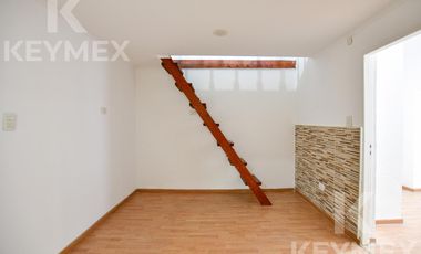 PH de 3 dormitorios en venta con cochera en Tolosa APTO BANCO