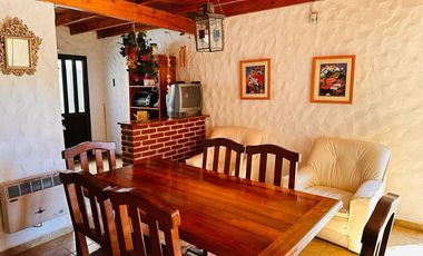 Casa en venta - 2 Dormitorios 2 Baños - 118Mts2 - Las Toninas