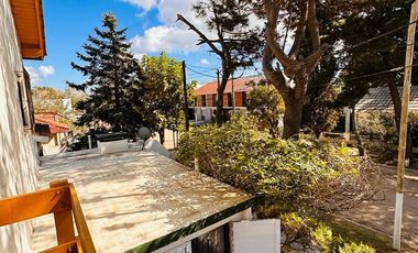 Casa en venta - 2 Dormitorios 2 Baños - 118Mts2 - Las Toninas