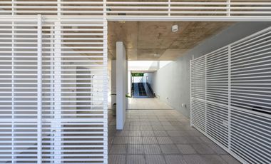 Departamento de tres ambientes a la venta en Sarandi