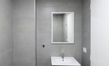 Departamento de tres ambientes a la venta en Sarandi