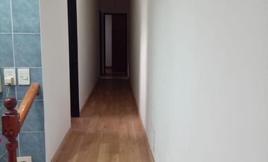 Casa de 2 dormitorios y cochera en Republica de La Sexta