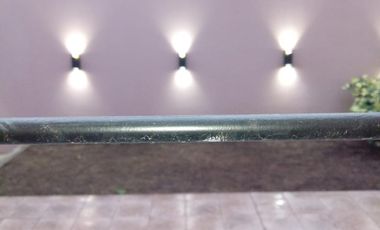 Casa de 2 dormitorios y cochera en Republica de La Sexta