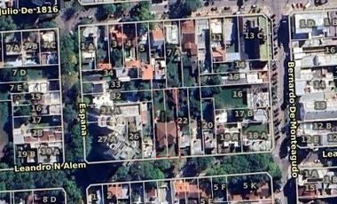 se vende Chalet edificado en dos lotes en el centro de Florencio Varela. Calle Leandro L. Alem entra calle España y Bernardo de Monteagudo