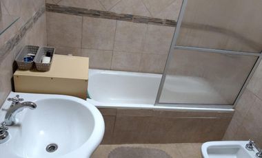 Casa Bella Vista en venta 5 dormitorios - faltan terminaciones