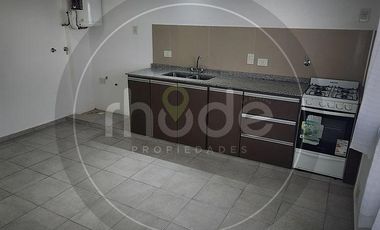 Depto. dos ambientes en 3er piso en Santa Teresita