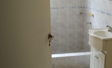 PH en venta - 2 Dormitorios 1 Baño - 121Mts2 - Alejandro Korn