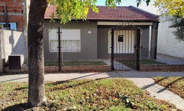 PH en venta - 2 Dormitorios 1 Baño - 121Mts2 - Alejandro Korn