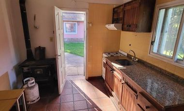 Casa en venta -  6 Dormitorios 3 Baños - Cocheras - 6700Mts2 - La Reja, Moreno