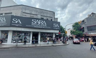 LOCAL MORON CENTRO FRENTE A LA ESTACION