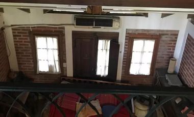 Casa en venta - 4 Dormitorios 5 Baños - 2.700Mts2 - Ezeiza