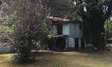 Casa en venta - 4 Dormitorios 5 Baños - 2.700Mts2 - Ezeiza