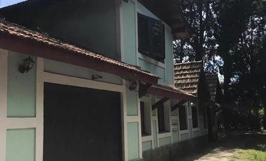 Casa en venta - 4 Dormitorios 5 Baños - 2.700Mts2 - Ezeiza