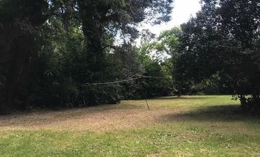 Casa en venta - 4 Dormitorios 5 Baños - 2.700Mts2 - Ezeiza