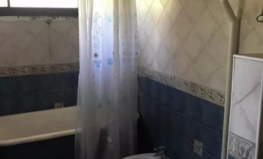 Casa en venta - 4 Dormitorios 5 Baños - 2.700Mts2 - Ezeiza