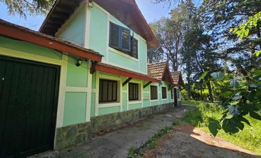 Casa en venta - 4 Dormitorios 5 Baños - 2.700Mts2 - Ezeiza