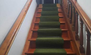 Casa con jardín y pileta en Perez