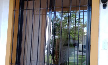Casa en venta . 4 Dormitorios 4 Baños - 500Mts2 - Bolívar