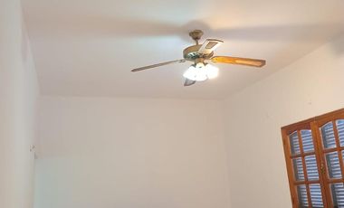 OPORTUNIDAD VIVIENDA FAMILIAR! DEPTO 2 DORMITORIOS!!!