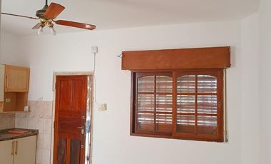 OPORTUNIDAD VIVIENDA FAMILIAR! DEPTO 2 DORMITORIOS!!!