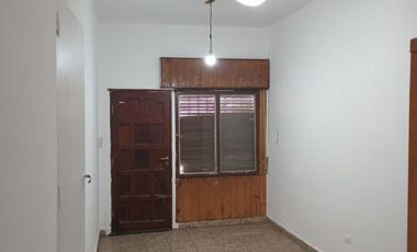 OPORTUNIDAD VIVIENDA FAMILIAR! DEPTO 2 DORMITORIOS!!!