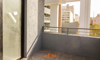 Edif. KALHOs/ Gral.  Deheza 33   1 Dormit  2 Baños Externo  c/ Balcón!!