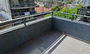 Edif. KALHOs/ Gral.  Deheza 33   1 Dormit  2 Baños Externo  c/ Balcón!!