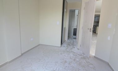 Edif. KALHOs/ Gral.  Deheza 33   1 Dormit  2 Baños Externo  c/ Balcón!!