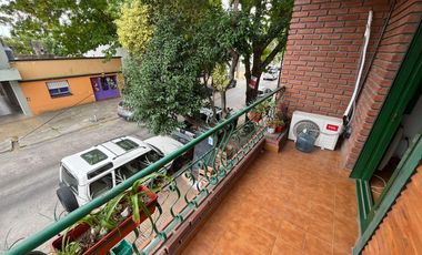 Departamento en venta - 2 Dormitorios 1 Baño - 92Mts2 - La Plata