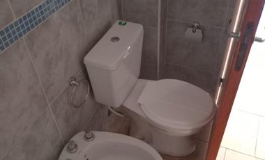 ALQUILER. DEPTO 1 DORMITORIO EN CARLOS TEJEDOR AL 900