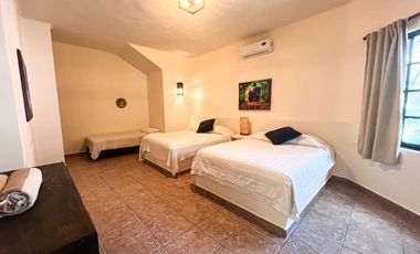 Villa Xibalba: Your Private 6 bedroom getaway !!