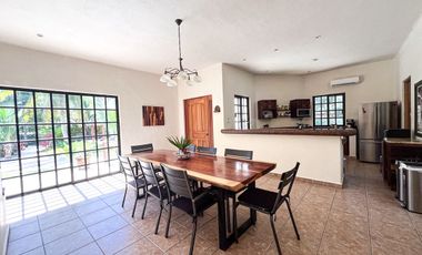 Villa Xibalba: Your Private 6 bedroom getaway !!