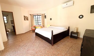 Villa Xibalba: Your Private 6 bedroom getaway !!