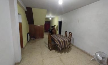 PH en venta - 4 Dormitorios 4 Baños - 208Mts2 - Crucecita, Avellanea