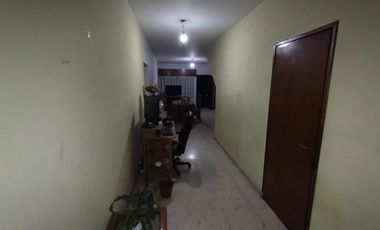 PH en venta - 4 Dormitorios 4 Baños - 208Mts2 - Crucecita, Avellanea
