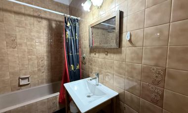 Casa en dos plantas doble propiedad a la venta en Wilde