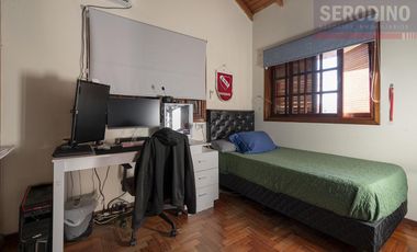 Casa en  Bernal Barrio Parque