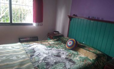 Casa en venta - 3 Dormitorios 2 Baños - Cochera - 225Mts2 - Berazategui