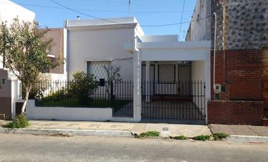 Casa de tres ambientes con buenas comodidades