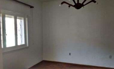 Casa de tres ambientes con buenas comodidades