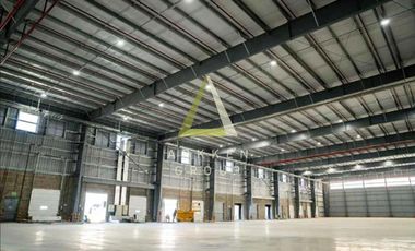 Nave Industrial en  alquiler en Garin