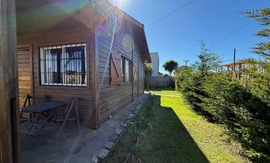 Hermosa propiedad en venta con deposito Mar de Cobo