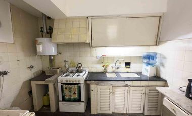 PH en venta - 4 Dormitorios 2 Baños - Cochera - 255Mts2 - La Plata