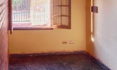Casa en venta - 2 Dormitorios 1 Baño - Cocheras - 185Mts2 - Puerto Iguazu