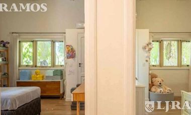 Casa en venta al rio con amarra propia, Barrio Santa Catalina, Villanueva