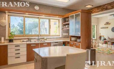 Casa en venta al rio con amarra propia, Barrio Santa Catalina, Villanueva