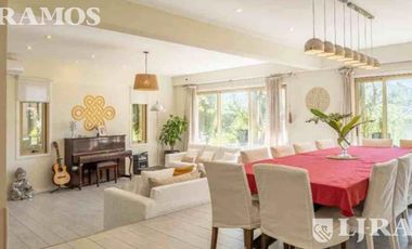 Casa en venta al rio con amarra propia, Barrio Santa Catalina, Villanueva