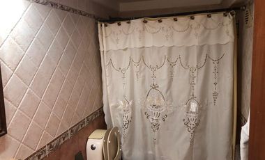 Casa en venta - 3 Dormitorios 3 Baños - Cochera - 1.044Mts2 - Berazategui