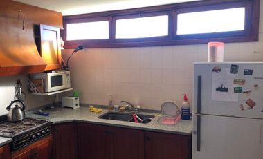 Casa en venta - 3 Dormitorios 3 Baños - Cochera - 1.044Mts2 - Berazategui