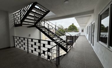 VENTA DE EDIFICIO COMERCIAL EN LA MESA (a un costado se ermita)